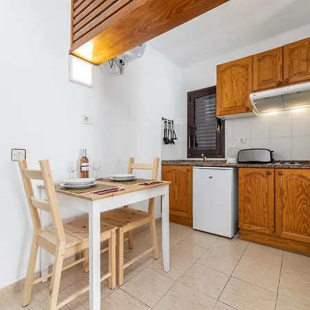 Apartment Lilas (adults Only) Puerto del Carmen (Lanzarote)